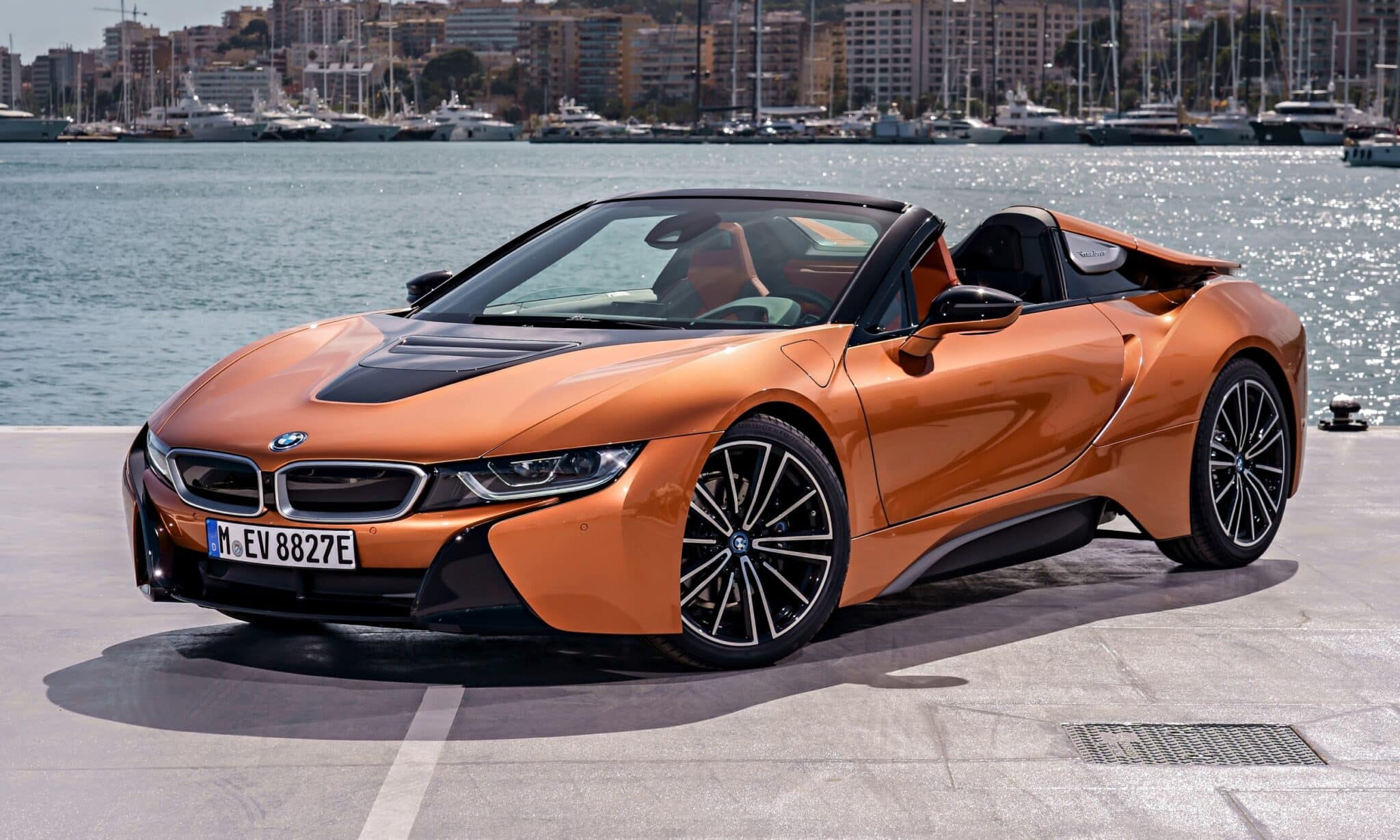 BMW M3 i8